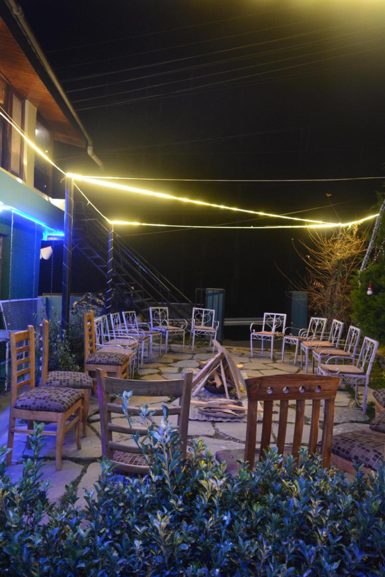 The Neelgiris Hotel มะนาลี ภายนอก รูปภาพ