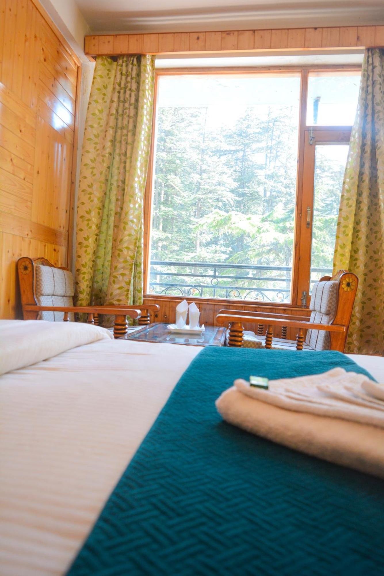 The Neelgiris Hotel มะนาลี ภายนอก รูปภาพ