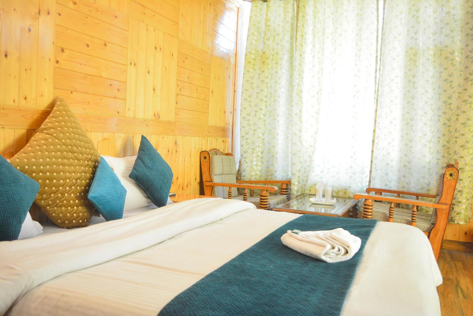 The Neelgiris Hotel มะนาลี ภายนอก รูปภาพ