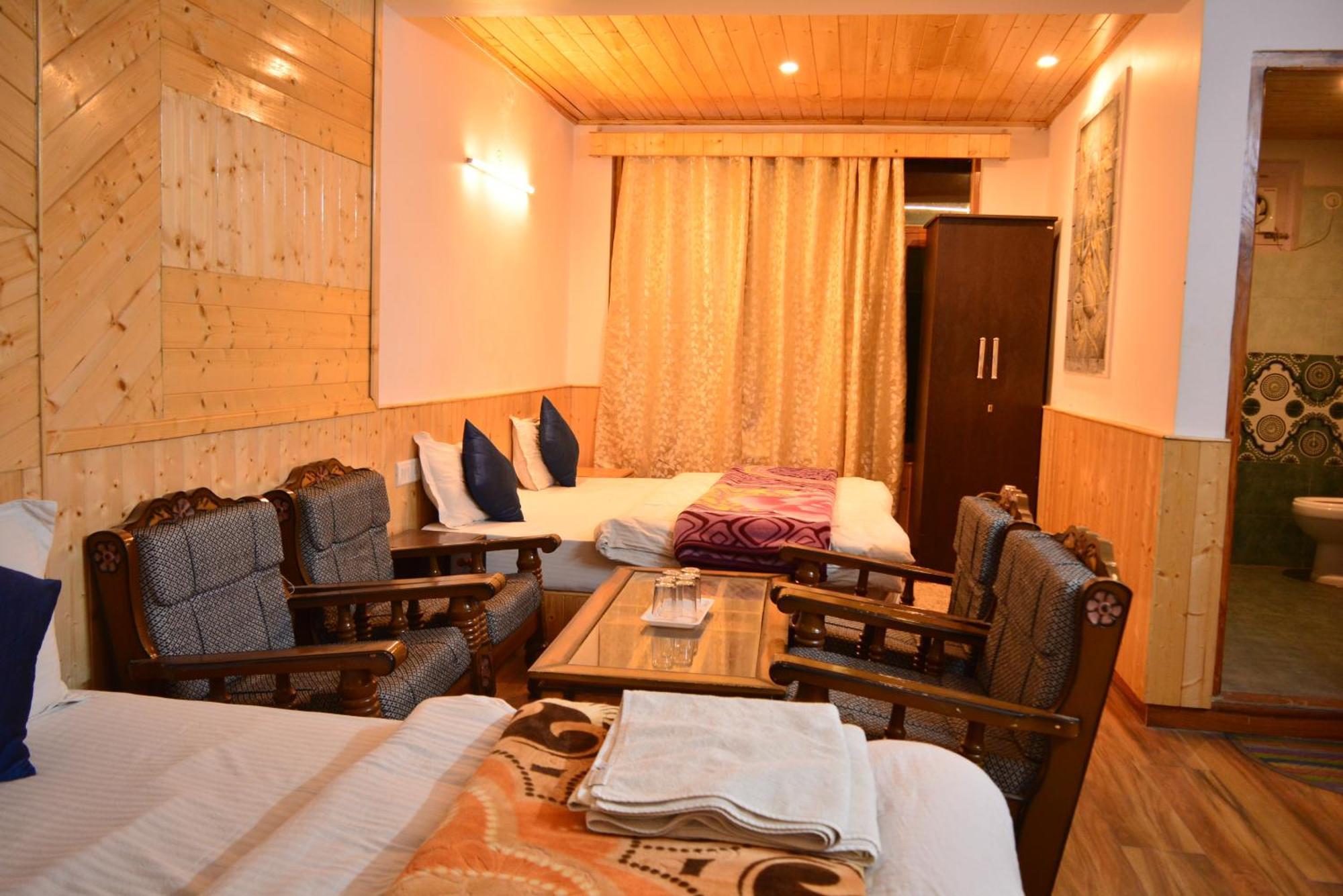 The Neelgiris Hotel มะนาลี ภายนอก รูปภาพ